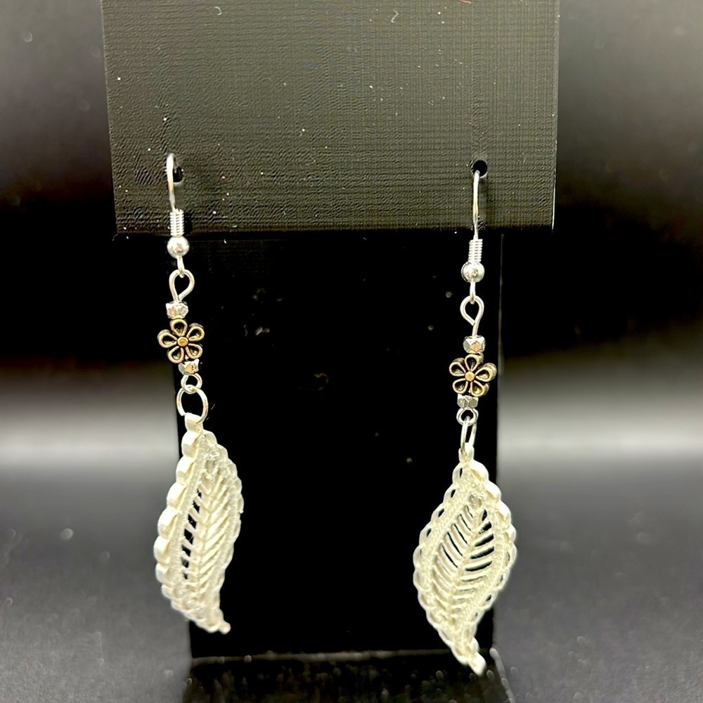 Leaf Earrings - Picture 3 of 6